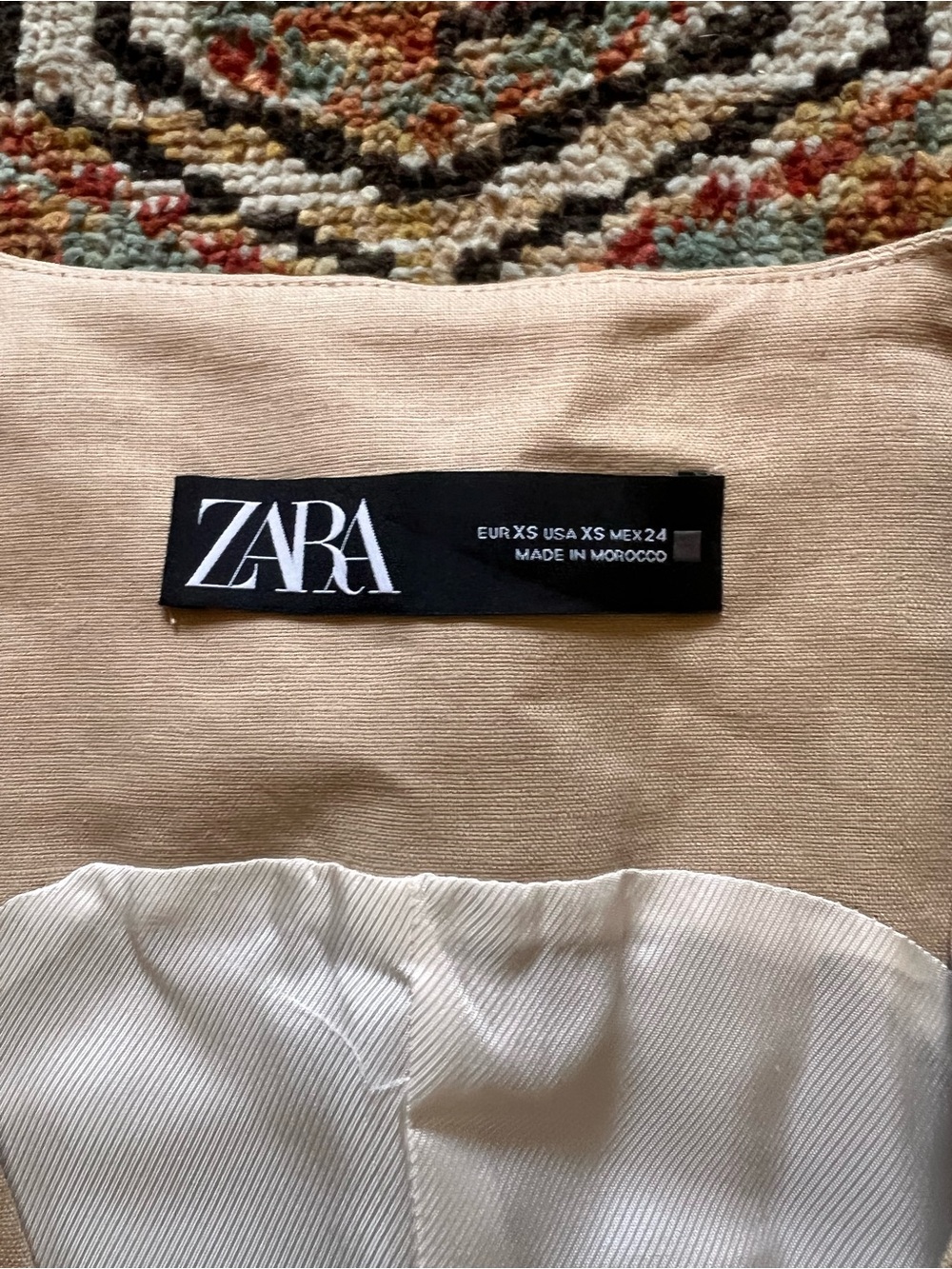 Zara - Picture 2 of 2